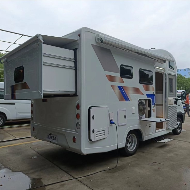 Motorhomeの屋外のキャンピングカー130km/h 1VECO 4x2屋外RVのキャラバン