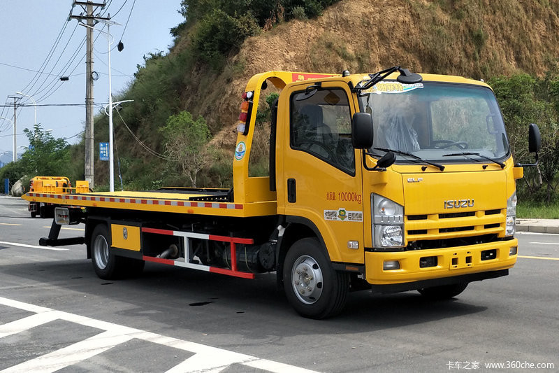ディーゼル燃料のタイプ緊急のレッカー車のレッカー車5600*2350 Mm 4x2