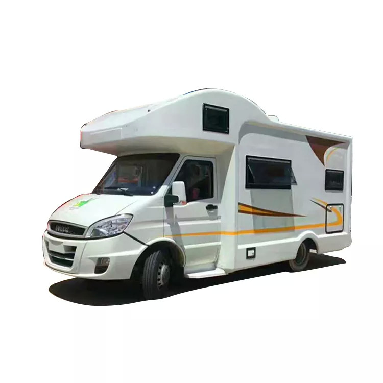 自動変速機RV CaravanヴァンFotonの飾られるガラス繊維の屋外のキャンプ車