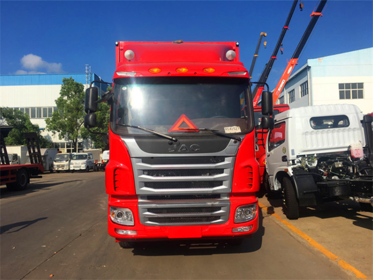 JACの軽量貨物バン10トン箱のトラック100Km/H 7800*2450*2500 mm