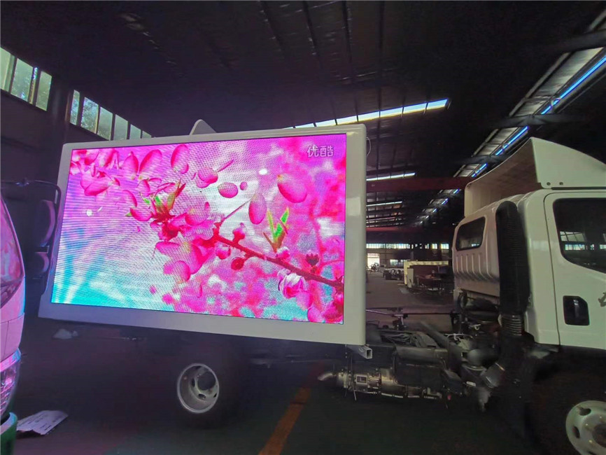 P5 P6 広告 デジタル 掲示板 モバイル LED ディスプレイ トラック 発電機付き 屋外 フルカラー