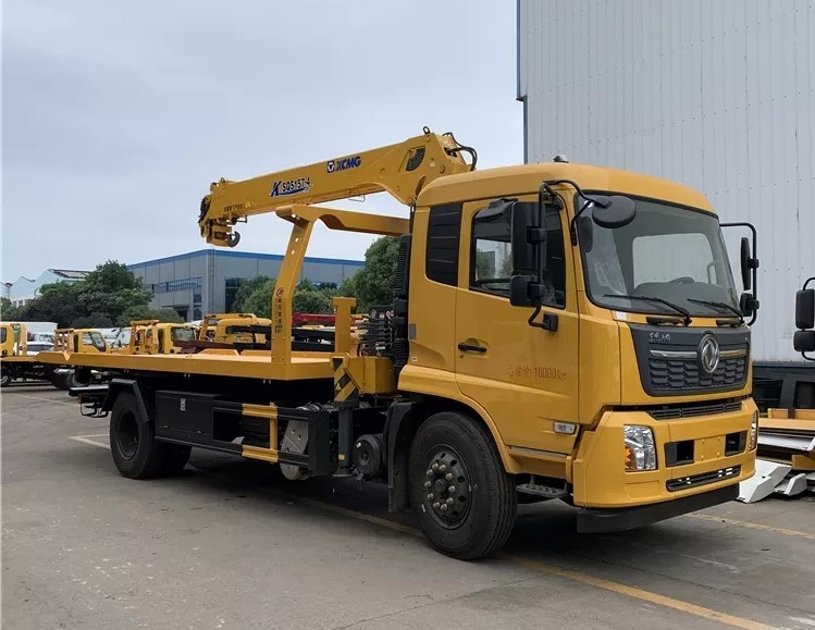 8 - 10 トンの車壊し機 牽引トラック プラットフォーム 6.3T 車輪ベース 4500mm 重荷牽引