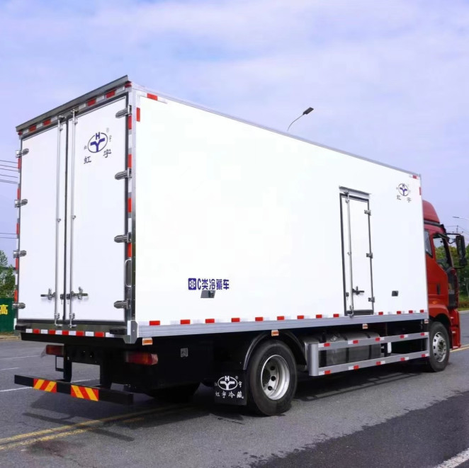 FAW 10トンのリーファーのトラックの冷蔵室のヴァンTruck Forの野菜およびフルーツ