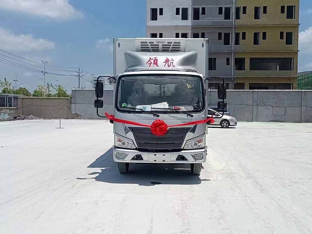 3トンの氷箱トラック 130hp 冷蔵トラック 中国 ISO Ccc とアイスクリーム輸送