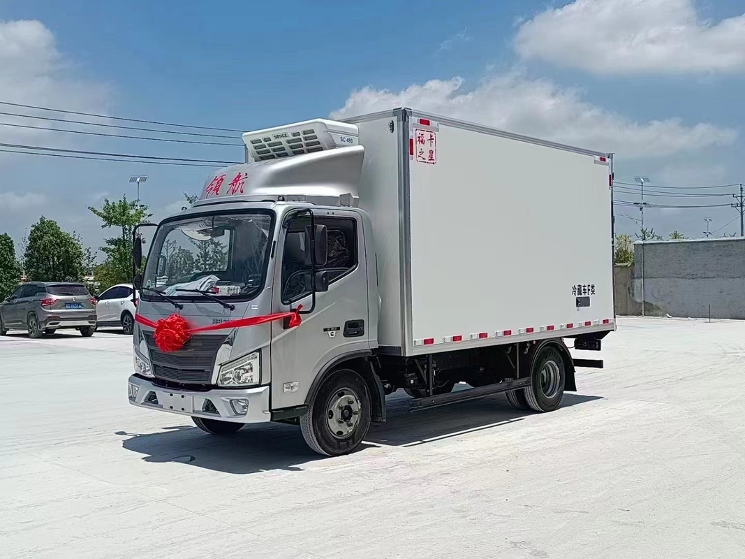 3トンの氷箱トラック 130hp 冷蔵トラック 中国 ISO Ccc とアイスクリーム輸送