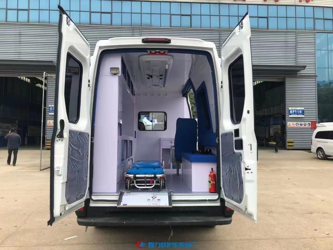 IVECO オートマティック/マニュアル 病院救急車 約 X 2970kg 純重量 3型救急車 販売