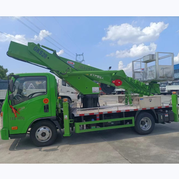 左手または右手駆動 1000x700x1250mmのバケツサイズを持つ空中作業プラットフォームトラック