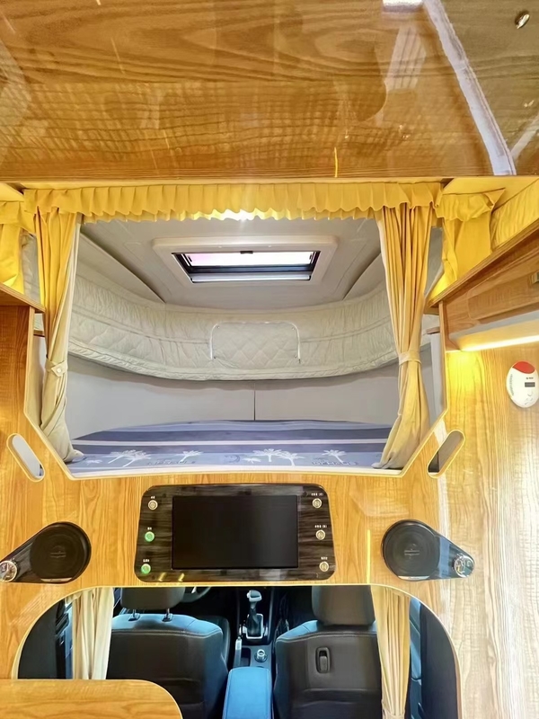 6人用 カスタマイズされたISUZU モーターホーム RV キャラバンバン モバイルツアーカーユーロVI