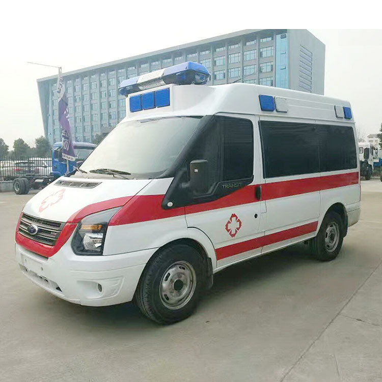 救急車 車 フォード 4*2 救急車 緊急 救急車 最大速さ 130 Km/H
