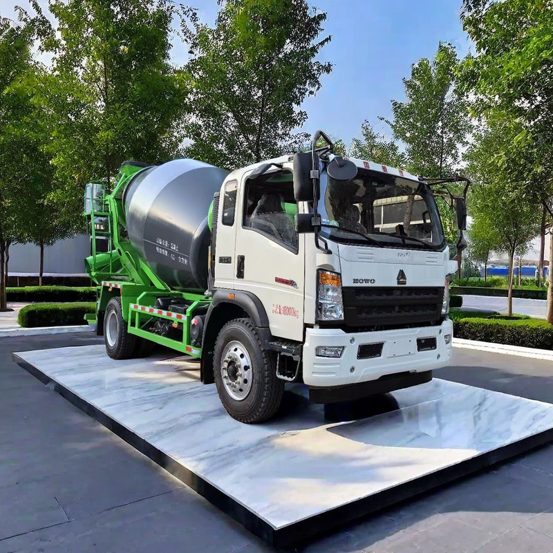 ミニシノトルク HOWO 4*2 コンクリートトラック 8 10 12 14 16 18 20 Cbms ミキサートラック