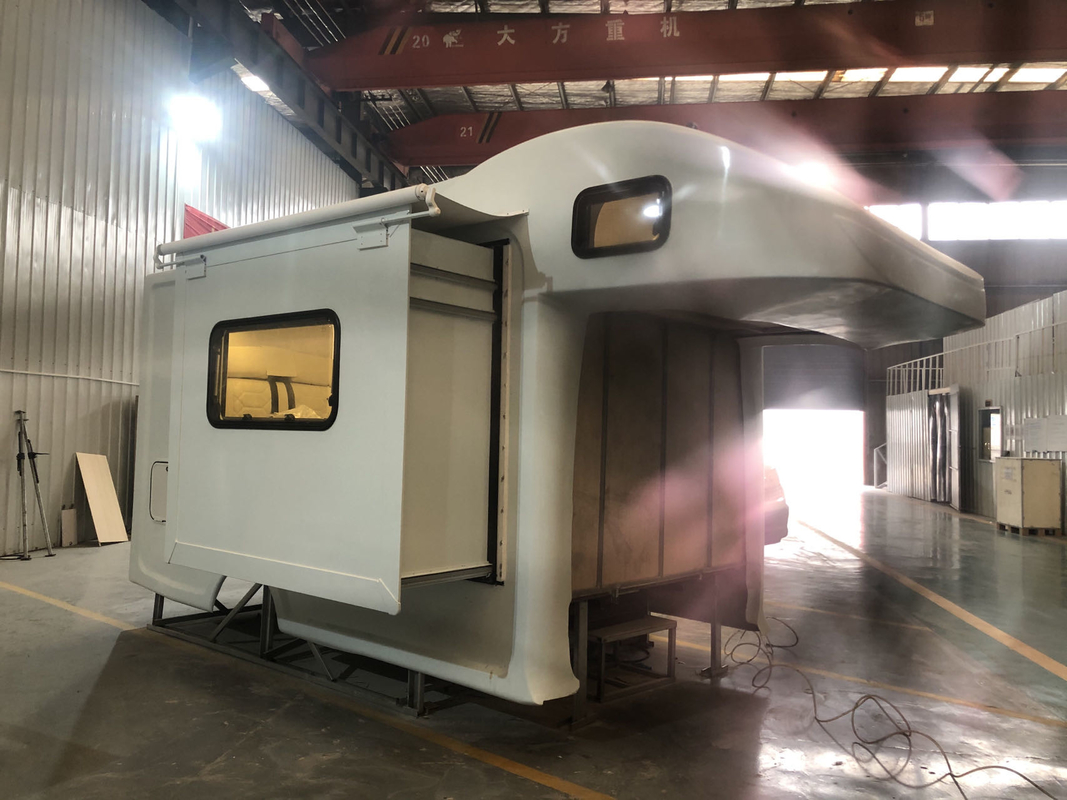 ガラス繊維箱RV CaravanヴァンDecorated Shell 220Vの屋外の家