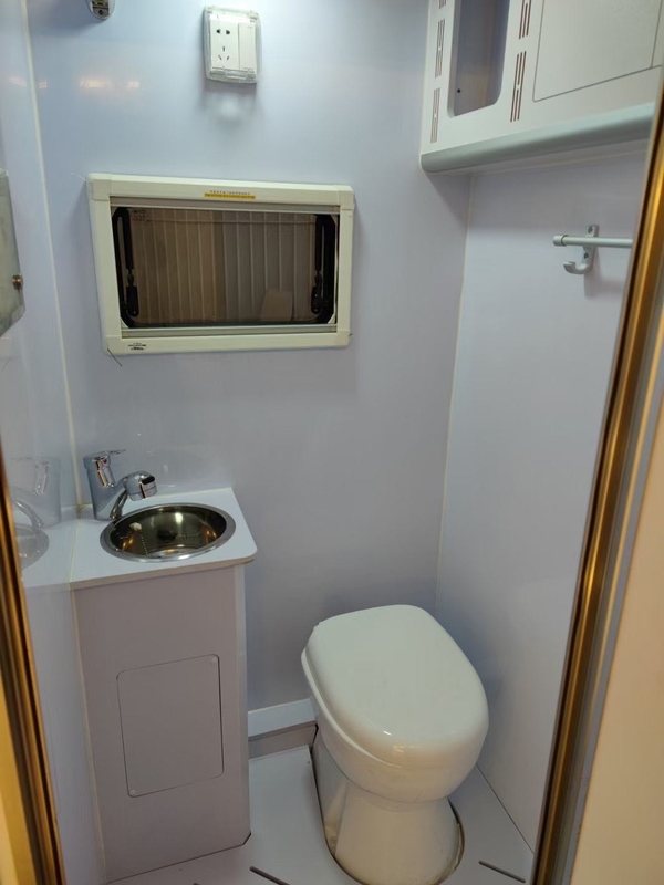 ガラス繊維箱RV CaravanヴァンDecorated Shell 220Vの屋外の家