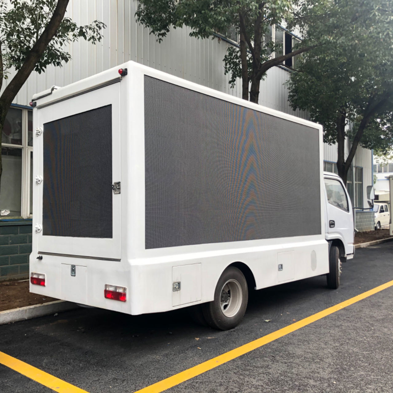 ドンフェン 4x2 LED モバイル トラック ライトボックス 覆いガラスと 広告用のアウトドア LED 画面
